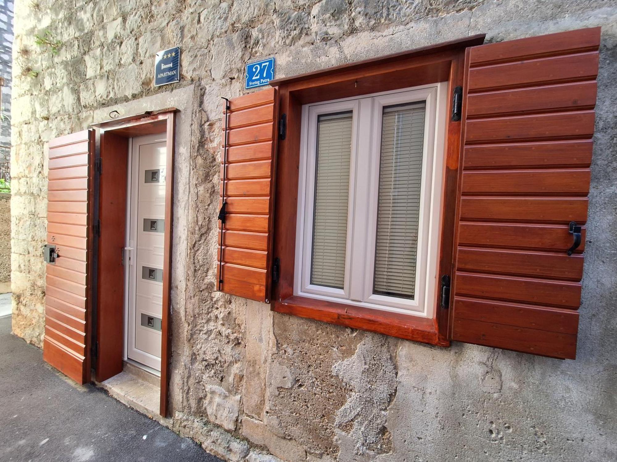 St Peter'S Heritage House Trogir Dış mekan fotoğraf